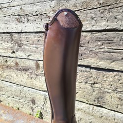 Petrie Tivoli m. Glimmer Brun