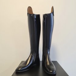 Petrie Bergamo Sort L�der m. Black Stardust og Sten