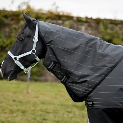 Amigo 1200D FieldSafe Reflectech Plus Turnout 250g Sort/Reflectech