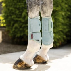 LeMieux Arika Mesh Brushing Gamacher Aqua