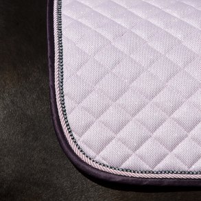 Horse Guard Milva Hut Winsome Orchid