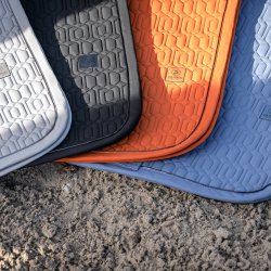 Eskadron Platinum 26 Softshell Emblem Underlag Amber