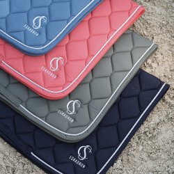 Eskadron Classic Sport 25 Sparkel Underlag Coral Blossom